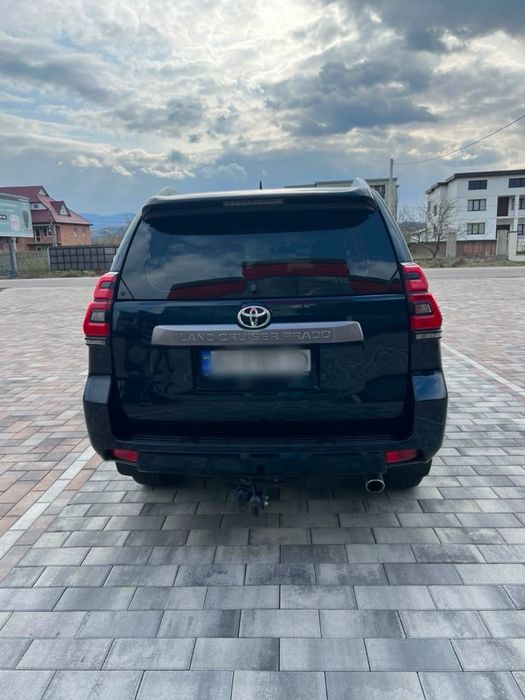 Продам тойоту прадо 150