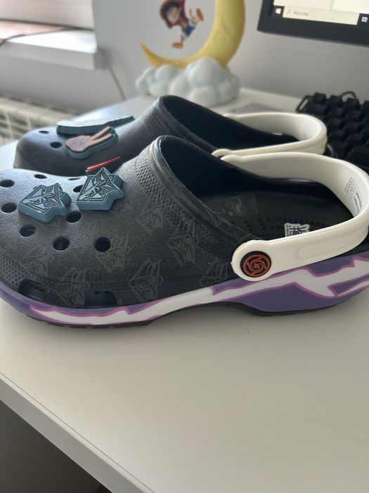 Crocs x Jujutsu Kaisen