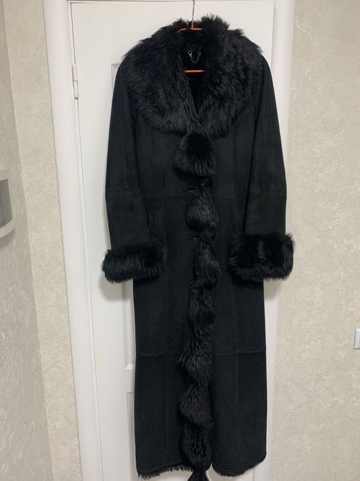 Продам женскую дубленку 7500грн.