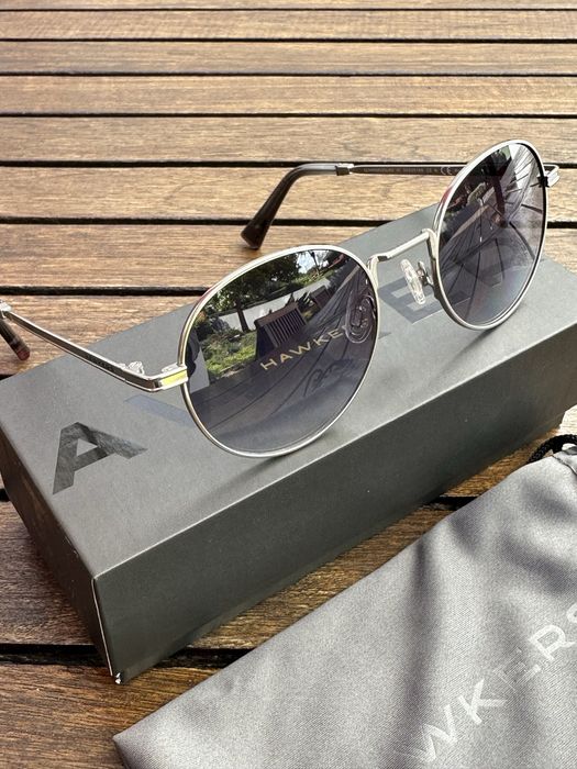 Óculos de sol com lentes cinzentas/azuis com degradê da Hawkers