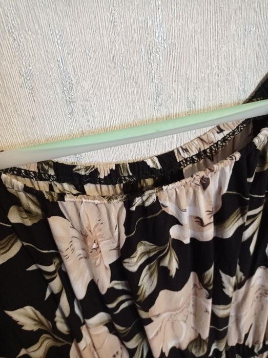 Sukienka w kwiaty