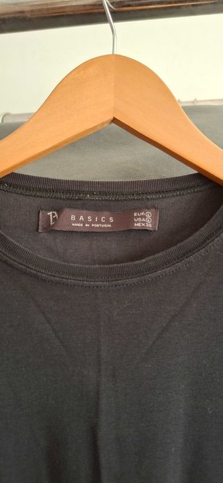 Básica preta da Zara