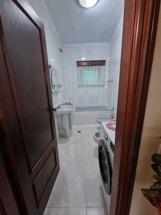 Moradia T3 para arrendar - Moure/Barcelos