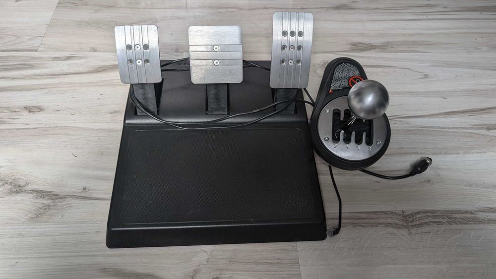 Thrustmaster T300RS GT Edition + TH8A shifter | PC PS4 PS5 Sim Racing