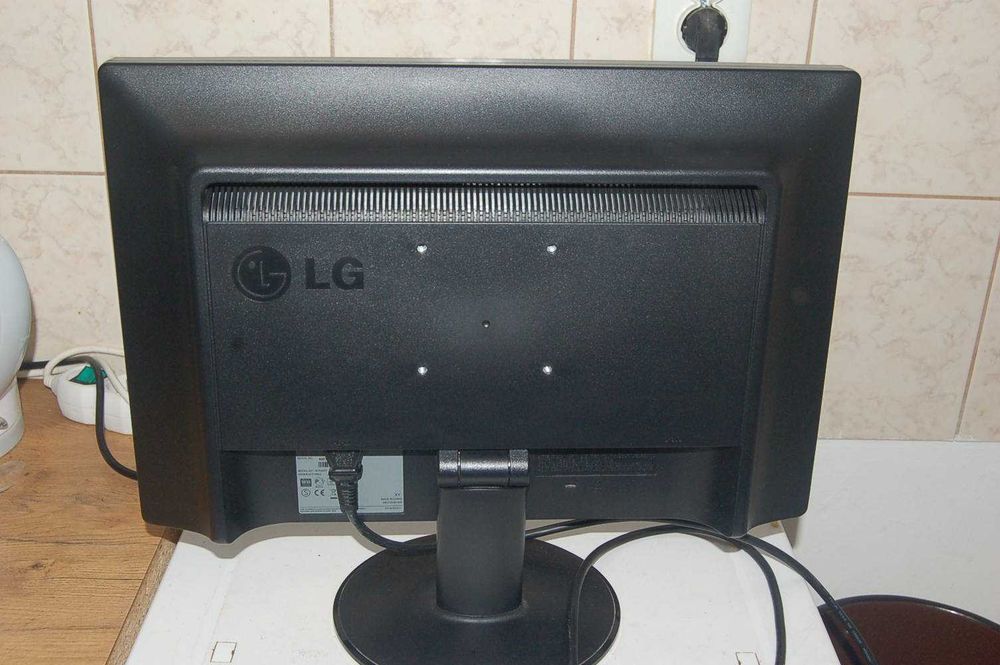 Monitor LG Flatron  1934ST