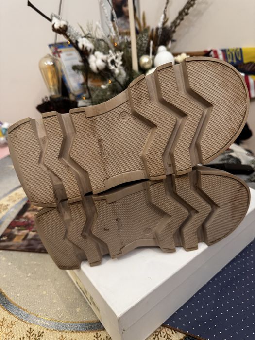 Зимові  черевики на натуральному хутрі 37 р.