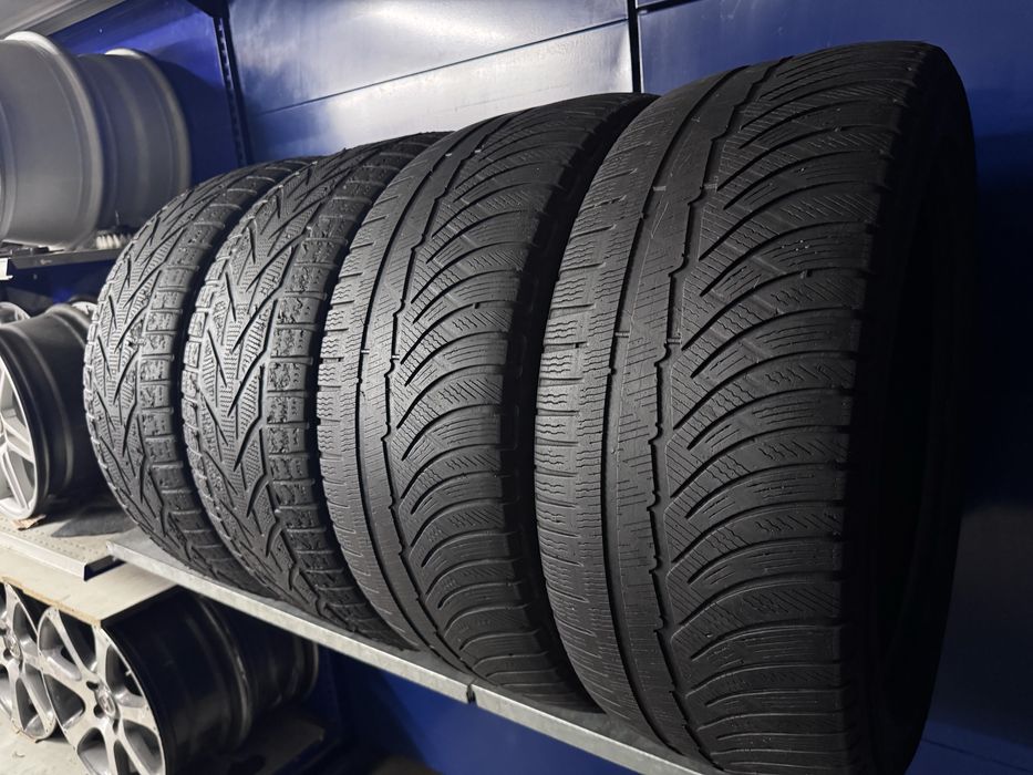 Michelin Alpin 235 45 r 18 Toyo Snowprox 235/45r18 Склада Умань