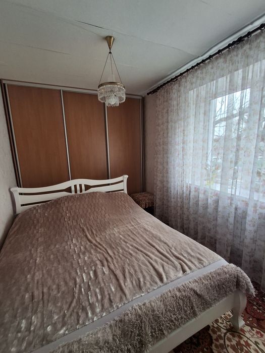 Продам 3-кімнатну квартиру в  місті Ізюм