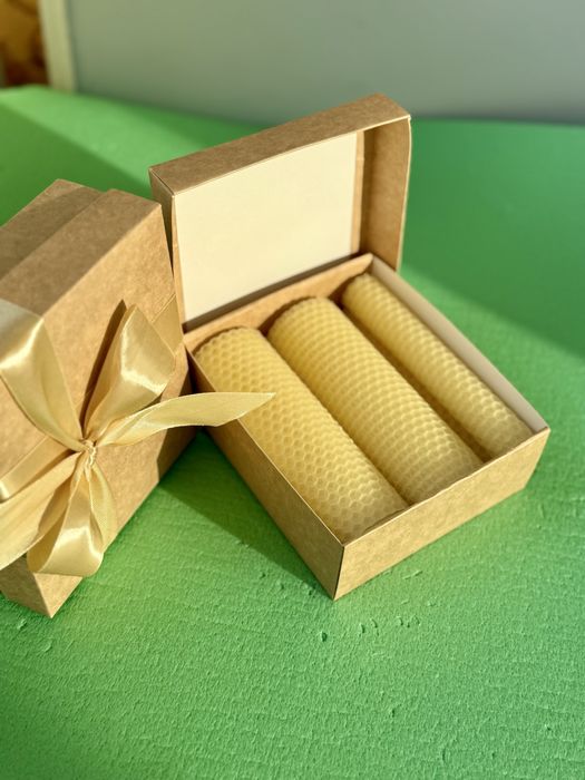 Корпоративні подарунки — свічки з вощини ручної роботи