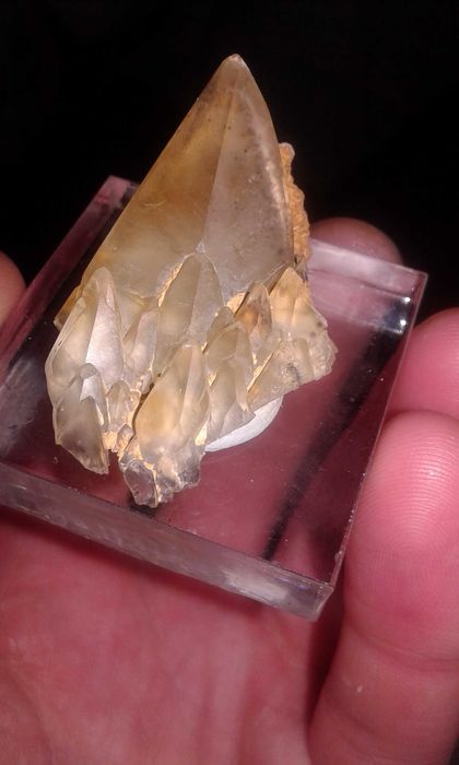 Cristal Calcite com inclusões