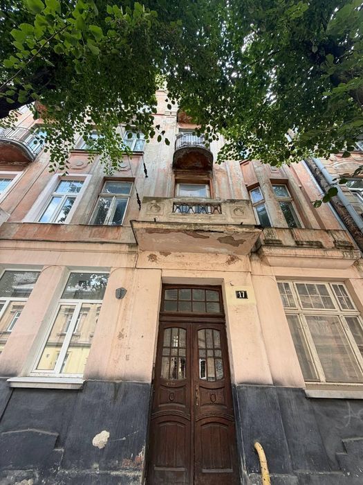 Продаж 2-кімнатної квартири в історичному центрі Львова!