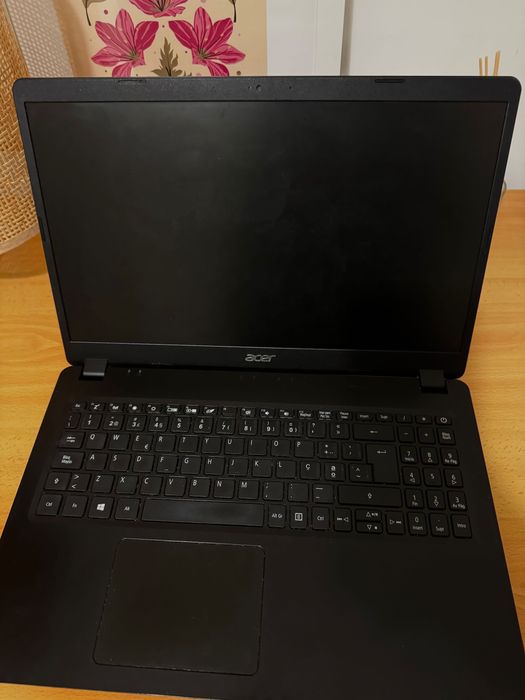 Portátil ACER Intel(R) Core(TM) i5-6300U