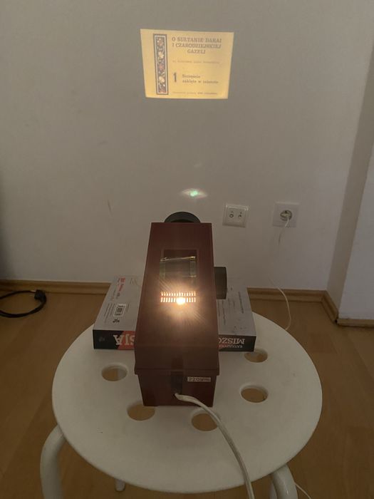 Rzutnik projektor Jacek + 3 klisze