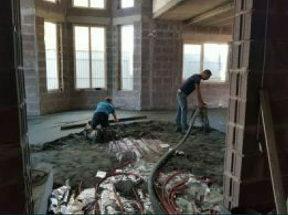 Стяжка підлоги, Машинна напівсуха стяжка по теплій підлозі