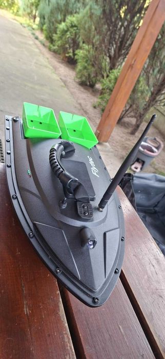 Łódka wędkarska zanętowa