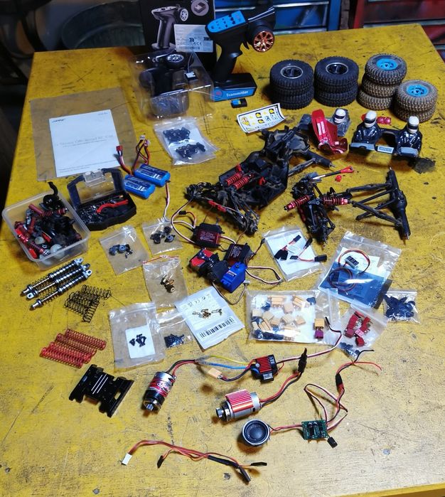 Lote de peças e materiais para rc