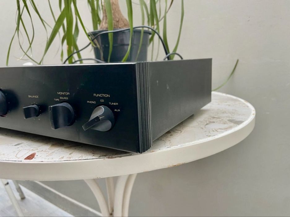 Amplificador Rotel RA-931