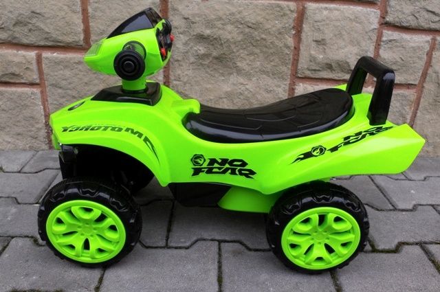 Sportowy Jeździk J5 quad dla dzieci+światła+klakson+dźwięk