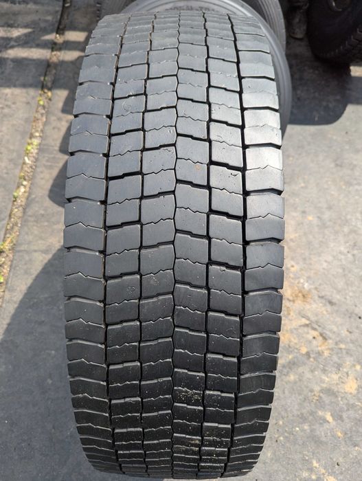 315/80R22.5 Pirelli TR:01 Triathlon napęd