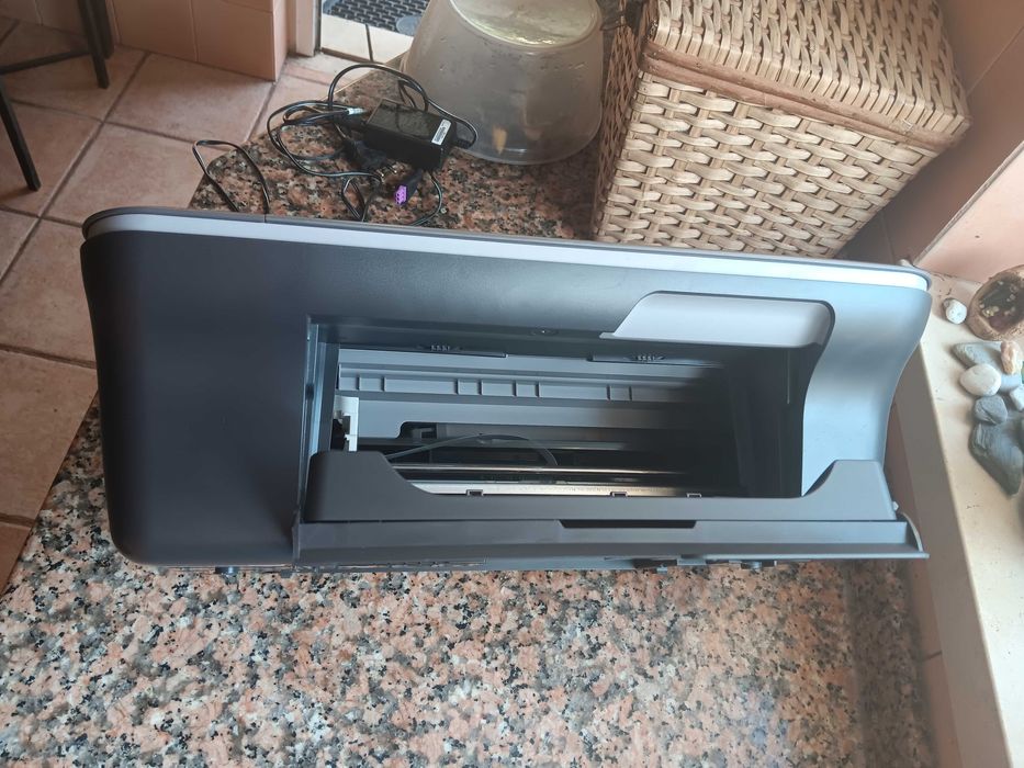 HP Deskjet 1050 All on One J410 impressora