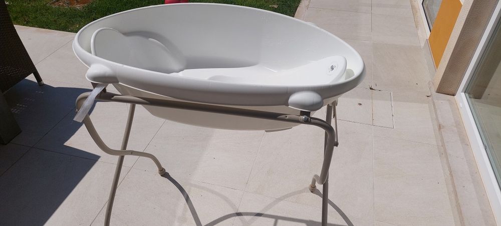 Banheira bebe com suporte