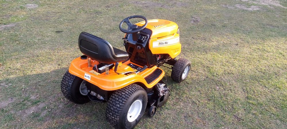 Traktorek kosiarka oleo-mac 6biegòw silnik brigssa 13.5hp bdb stan