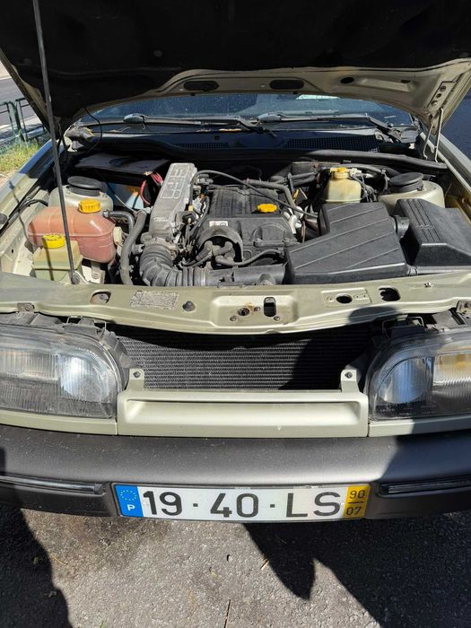 Ford Escorpio 2.0i Ghia