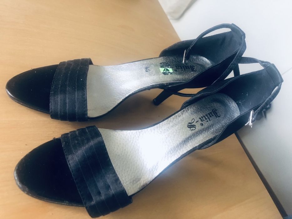 Szpilki sandaly NOWE