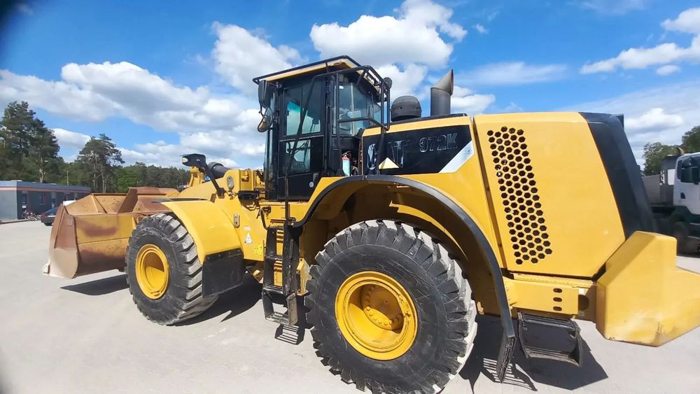 Caterpillar 972K  nowe opony, waga, kamera i czujniki cofania