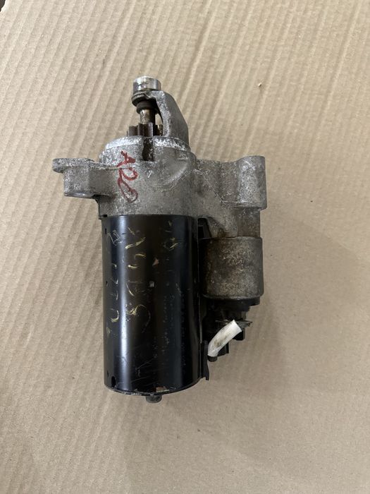 Стартер audi 03l911021,bosch 0001115082