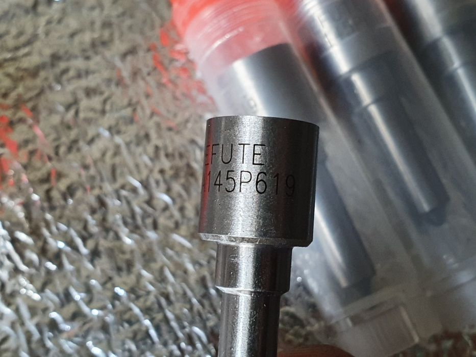 Форсунки DSLA 145 P619 розпилювачі