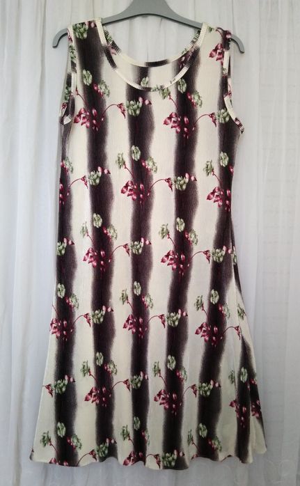 SALDOS Vestidos curtos de verão, drapeados