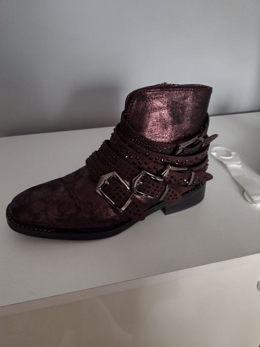 Sprzedam nowe buty tylko przymierzone