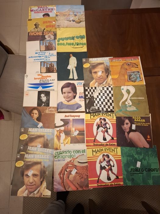 Lote de discos de vinil.64861897090945122