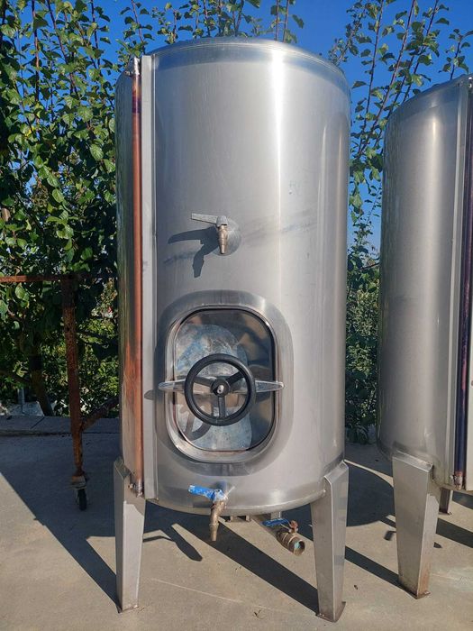 3 Cubas INOX, 2x350L e 1x500L (Muito pouco uso)