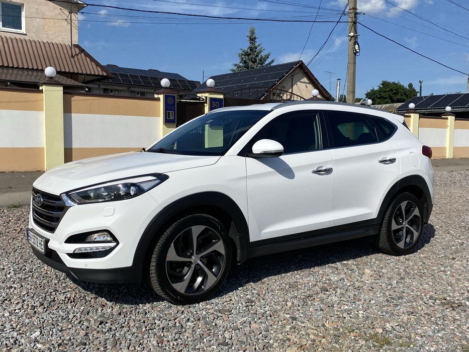Huyndai Tucson official / DOHC двигун