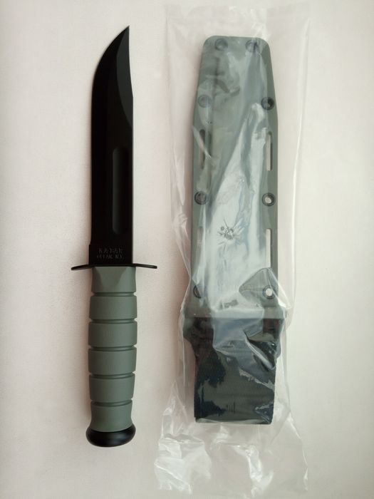 Fox Hossom Hunter. Ka-bar Mark.