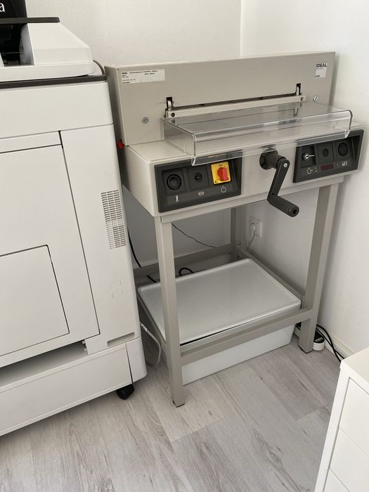 Guilhotina Ideal 4350