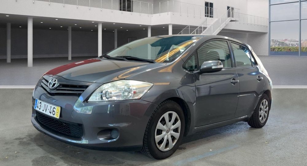 Toyota Auris 1.4 D-4D Active + Ac