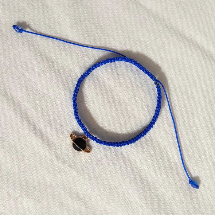 B525 Bransoletka Planeta Saturn makrama pleciona Handmade Rękodzieł