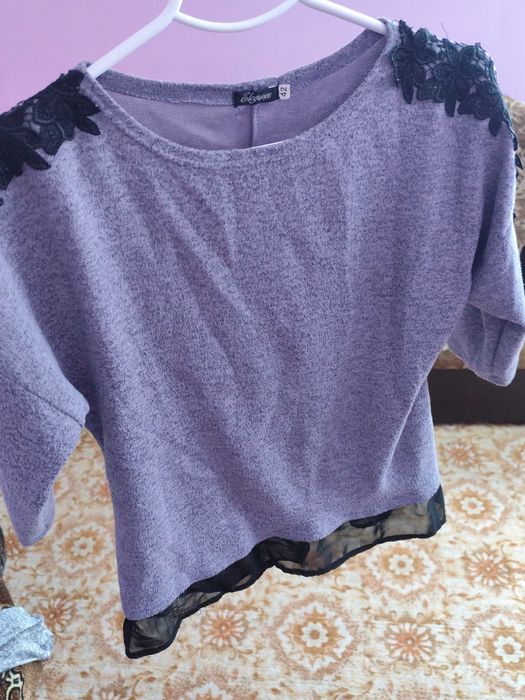 Віддам речі (безкоштовно) р.42-44