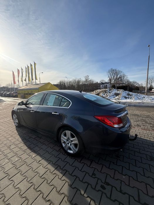 Sprzedam Opel insignia 2.0t 220km z lpg