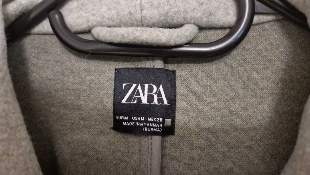 Wiosenno - jesienny płaszczyk damski Zara