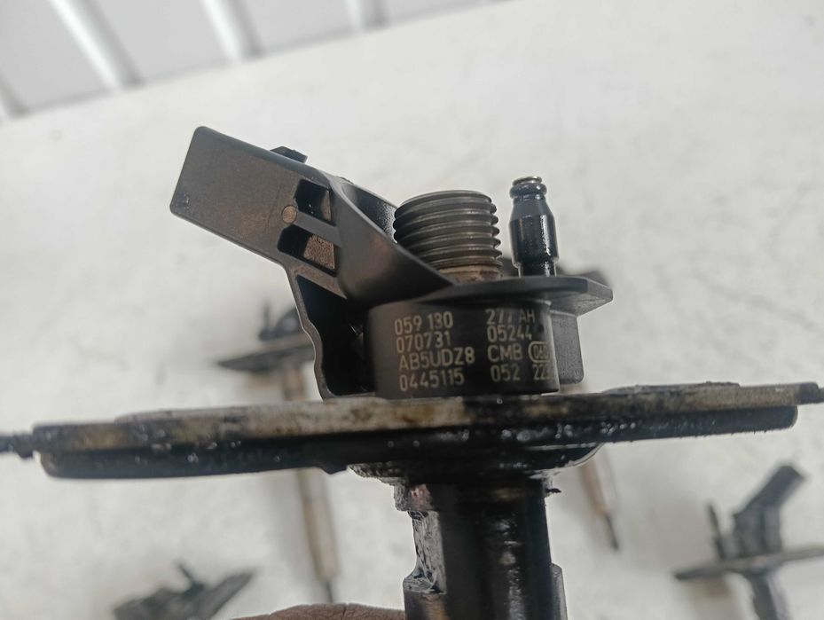 Wtryski Wtryskiwacze Audi A4 b7 3.0 tdi A6 c6 GWARANCJA 059,130,277AH
