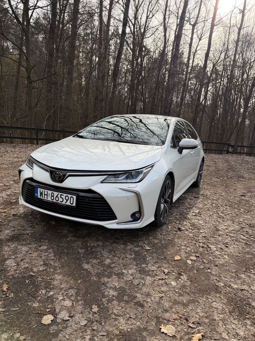 Toyota Corolla Toyota Corolla 2019 • Najwyższa wersja wyposażenia • Serwis ASO • 2 kp