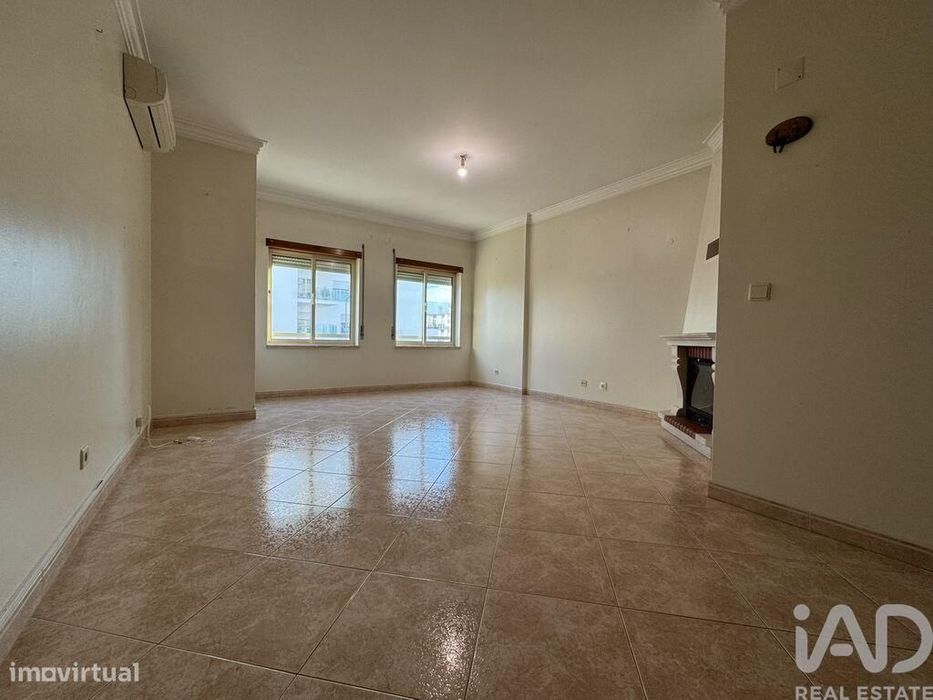 Apartamento T2 em Tomar (São João Baptista) e Santa Maria dos Olivais