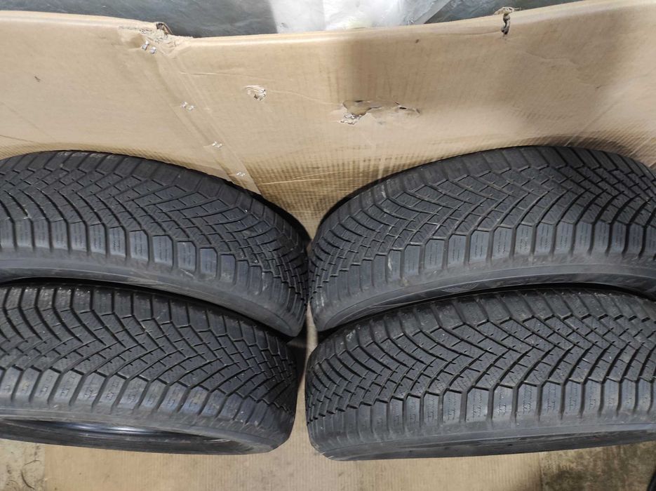 Преміум Зимова гума шини Yokohama Bluearth Winter V906 195/65 R15 91T!