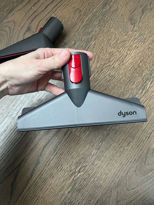Насадки для пылесоса Dyson. Цена за две