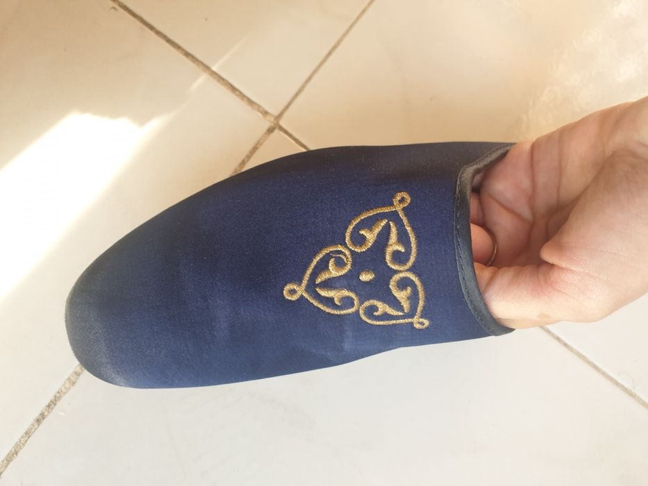 Sapatos e sandalias de mulher