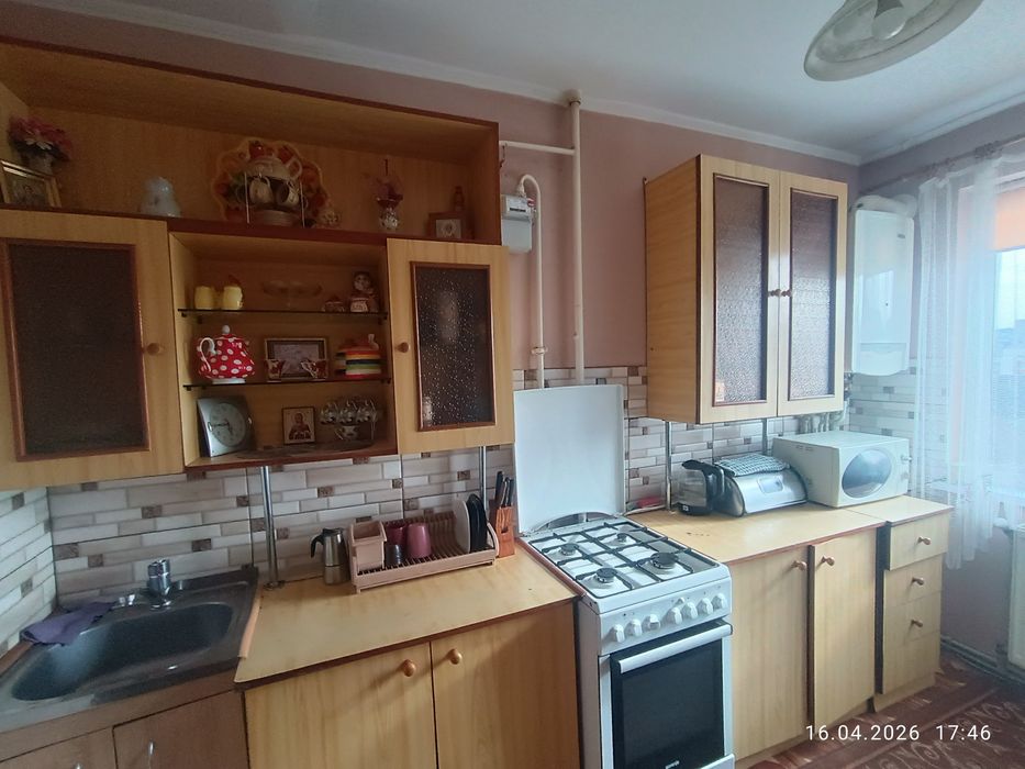 Продаж 3 кімн Квартири РОСВИГОВО 6/9